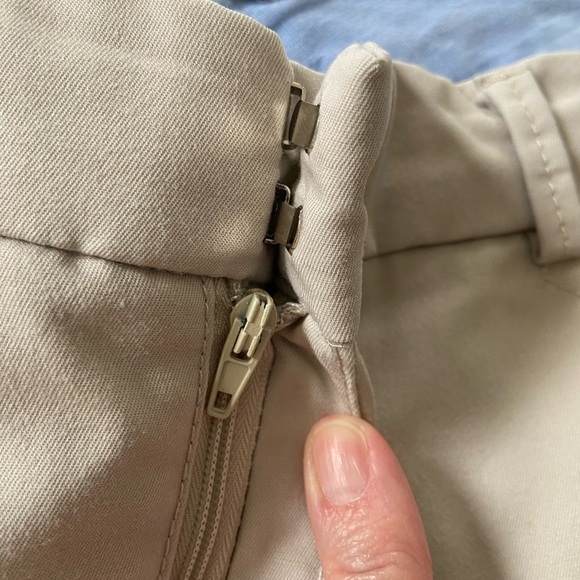 Dockers Khaki Wide Leg Cropped Tan Pants Mid Rise Size 8 - Picture 5 of 13